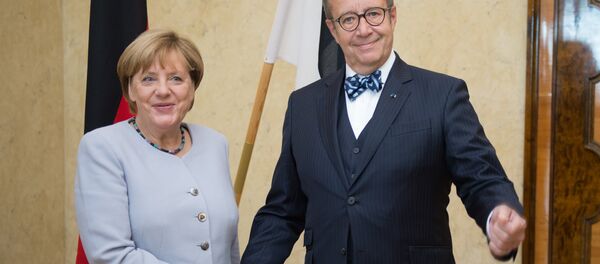Ангела Меркель и Тоомас Хендрик Ильвес. - Sputnik Латвия