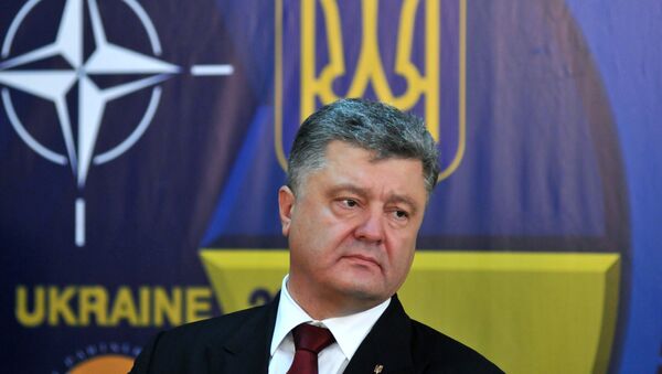 Президент Украины Петр Порошенк - Sputnik Latvija