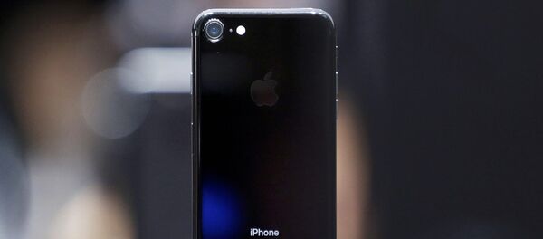 Презентация седьмого iPhone Презентация седьмого iPhone - Sputnik Latvija