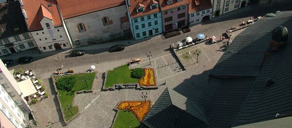 Skvērs pie Sv.Pētera baznīcas. Foto no arhīva Skvērs pie Sv.Pētera baznīcas. Foto no arhīva - Sputnik Latvija