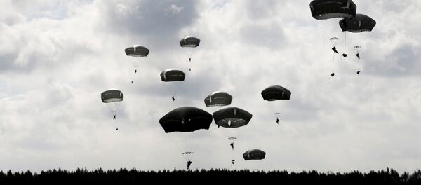 Американский десант во время учений Bayonet Strike в Адажи - Sputnik Латвия