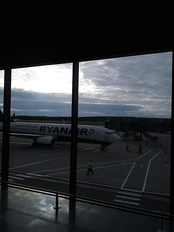 Рижский аэропорт возобновляет работу после ЧП Рижский аэропорт возобновляет работу после ЧП - Sputnik Латвия