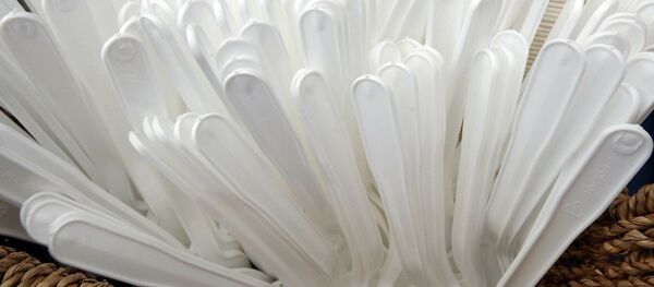 Plastmasas trauki, foto no arhīva - Sputnik Latvija