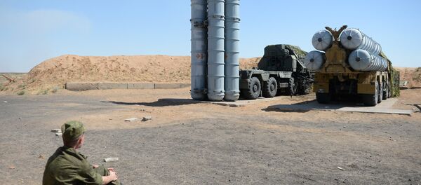 Боевые стрельбы ЗРС С-300 на полигоне Ашулук. Архивное фото - Sputnik Латвия