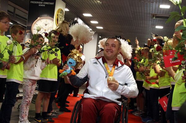 Возвращение паралимпийцев из Рио. Айгарс Апинис - Sputnik Латвия