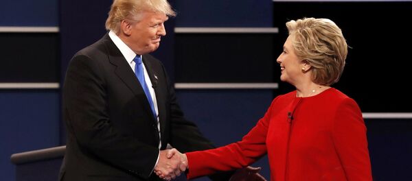 Tramps un Klintone. Foto no arhīva Tramps un Klintone. Foto no arhīva - Sputnik Latvija