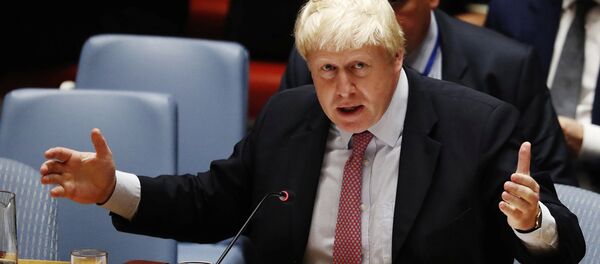 Lielbritānijas ārlietu ministrs Boriss Džonsons Lielbritānijas ārlietu ministrs Boriss Džonsons - Sputnik Latvija