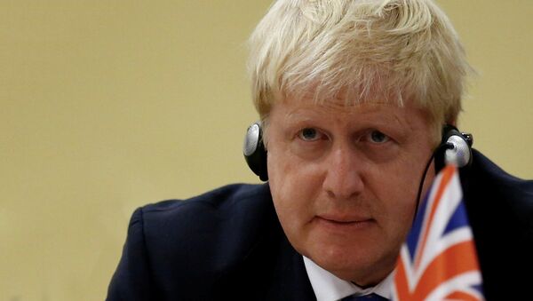 Премьер-министр Великобритании Борис Джонсон - Sputnik Latvija
