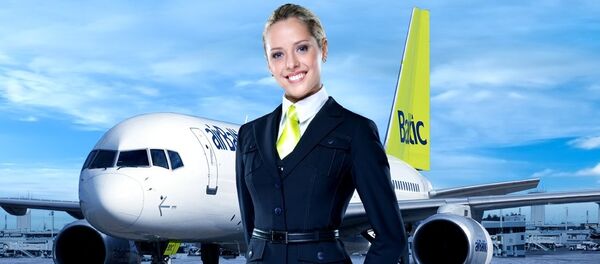 Стюардесса авиакомпании AirBaltic Стюардесса авиакомпании AirBaltic - Sputnik Latvija