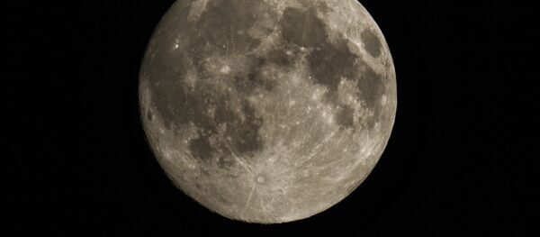 Pilnmēness. Foto no arhīva Pilnmēness. Foto no arhīva - Sputnik Latvija