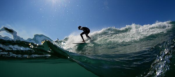 Серфер - Sputnik Латвия