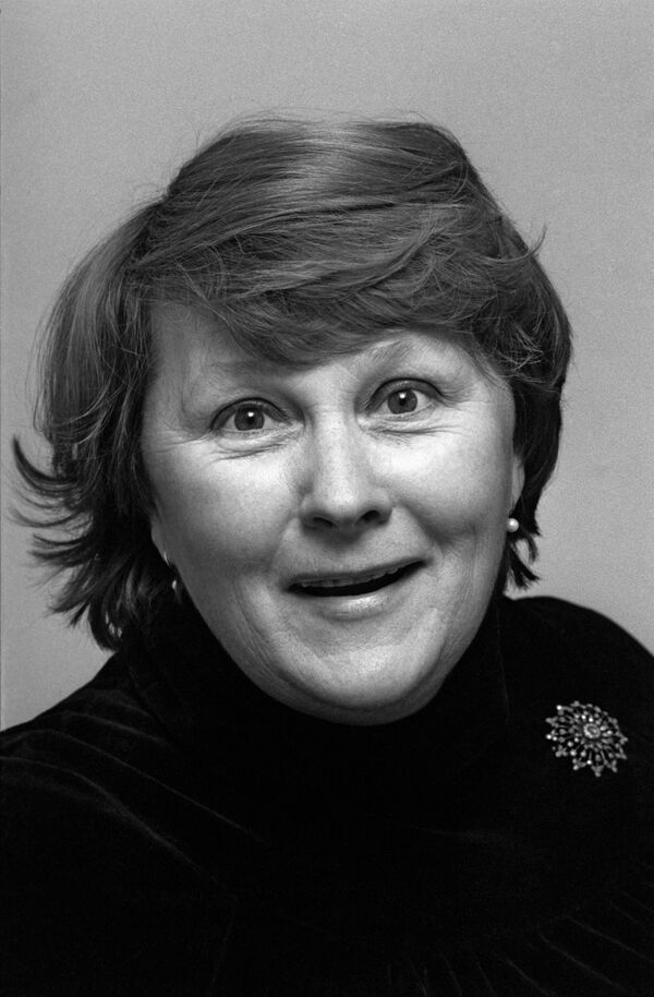 Народная артистка РСФСР Людмила Ивановна Иванова - Sputnik Латвия