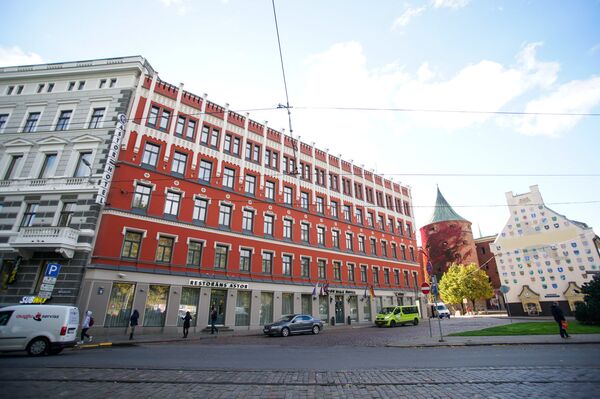 Здание в Старой Риге, подаренное Кристапом Морбергом Латвийскому университету (Бульвар Зигфрида Анны Мейеровица 10/12) Здание в Старой Риге, подаренное Кристапом Морбергом Латвийскому университету (Бульвар Зигфрида Анны Мейеровица 10/12) - Sputnik Латвия