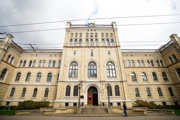Главное здание Латвийского университета Главное здание Латвийского университета - Sputnik Латвия