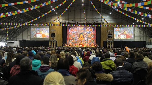 Учения Далай-ламы в Риге  - Sputnik Латвия