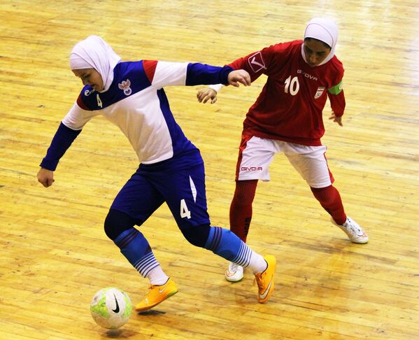 Товарищеский матч женских сборных по мини-футболу Россия - Иран - Sputnik Латвия