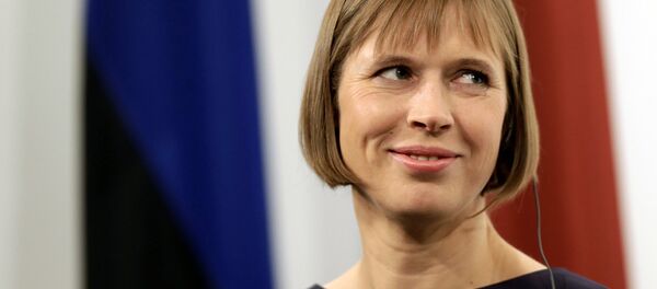 Президент Эстонии Керсти Кальюлайд на пресс-конференции в Риге Президент Эстонии Керсти Кальюлайд на пресс-конференции в Риге - Sputnik Latvija