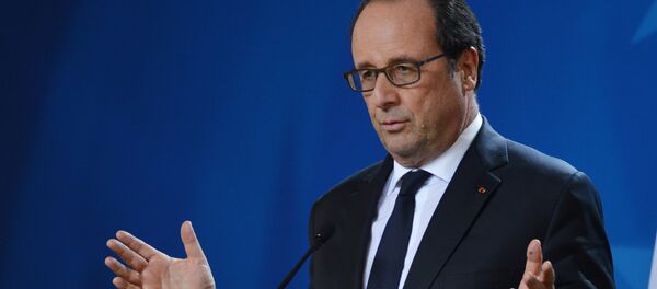 Президент Франции Франсуа Олланд Президент Франции Франсуа Олланд - Sputnik Латвия