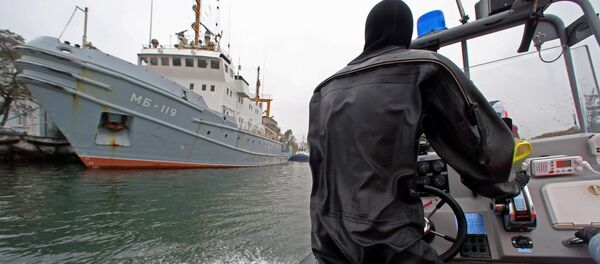 Тренировка пловцов-подводников Балтийской военно-морской базы Тренировка пловцов-подводников Балтийской военно-морской базы - Sputnik Latvija