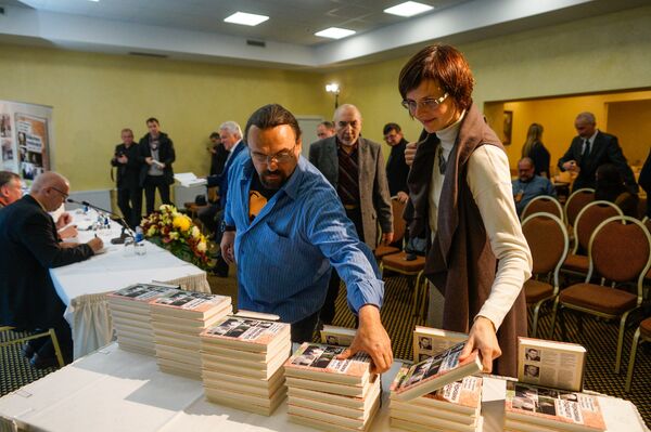 Презентация книги Черновики будущего. Латвия 1956 - 1991 Презентация книги Черновики будущего. Латвия 1956 - 1991 - Sputnik Латвия