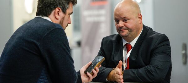 Юрис Попилс во время интервью агентству Sputnik Юрис Попилс во время интервью агентству Sputnik - Sputnik Латвия