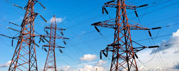 Elektroenerģijas pārraides līnijas. Foto no arhīva - Sputnik Latvija