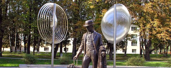 Памятник Павлу Фёдоровичу Дубровину в Даугавпилсе - Sputnik Латвия