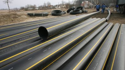 Укладка сетевого газопровода низкого давления в поселке Покровское Калининградской области