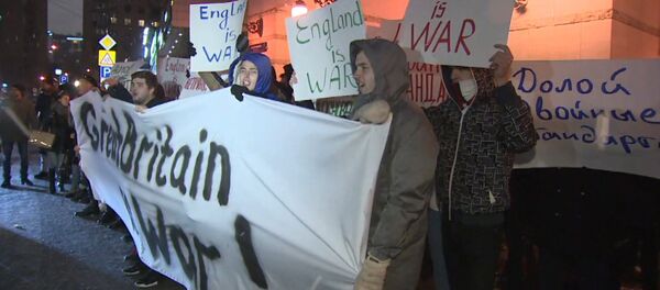 Англия - это война – митинг у посольства Великобритании прошел в Москве Англия - это война – митинг у посольства Великобритании прошел в Москве - Sputnik Латвия