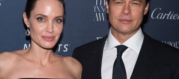 Анджелина Джоли и Брэд Питт - Sputnik Латвия