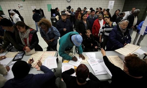 Выборы в США Выборы в США - Sputnik Latvija