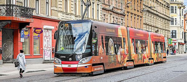 Трамвай на улице Кришьяна Барона - Sputnik Латвия