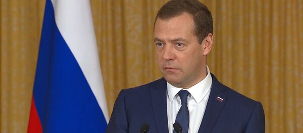 Результат отрицательный – Медведев оценил итоги губернаторства Саакашвили - Sputnik Латвия