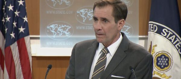 Фрагмент интервью RT c представителем Госдепартамента США Джоном Кирби - Sputnik Латвия