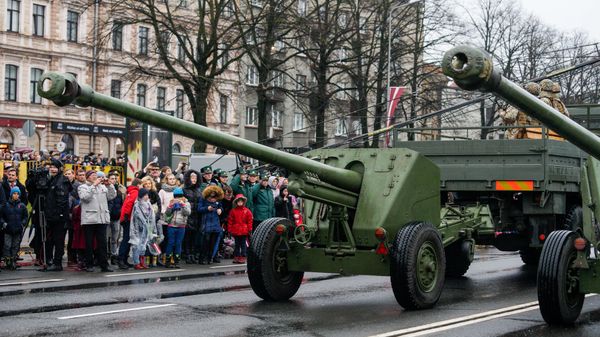 Артиллерия латвийской армии - Sputnik Латвия