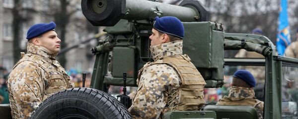 Militārā parāde. Foto no arhīva Militārā parāde. Foto no arhīva - Sputnik Latvija