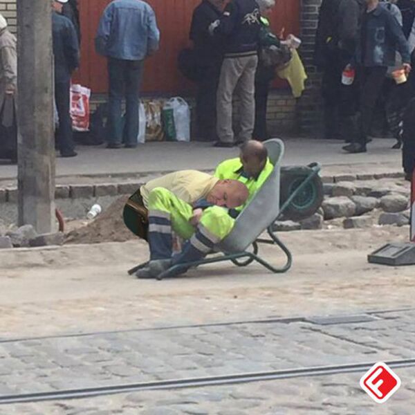 Калнозолс принял участие в ремонте улицы Кришьяна Барона - Sputnik Латвия