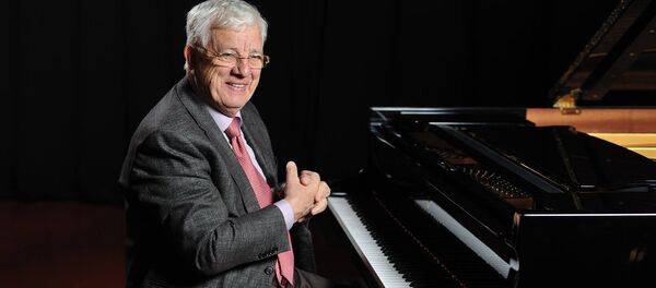 Раймонд Паулс Раймонд Паулс - Sputnik Latvija