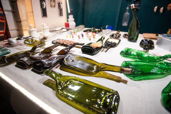 Поделки из бутылок мастера из Литвы - Sputnik Латвия