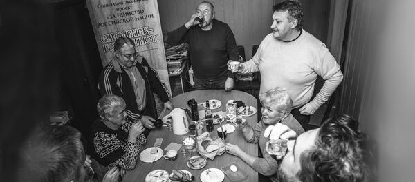 Застолье в Смоленске - Sputnik Латвия