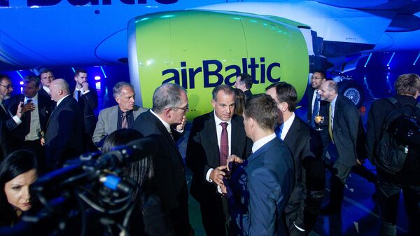 Презентация нового самолета Bombardier CS300 авиакомпании airBaltic - Sputnik Латвия