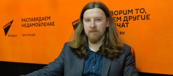 Политолог Алексей Дзермант Политолог Алексей Дзермант - Sputnik Латвия