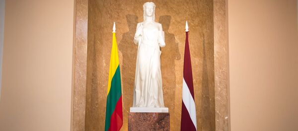 Latvijas un Lietuvas karogi - Sputnik Latvija