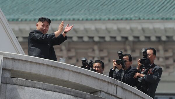 Лидер Северной Кореи Ким Чен Ын - Sputnik Латвия