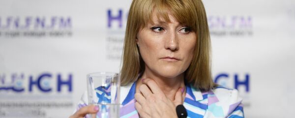 Светлана Журова на пресс-конференции, посвященной запрету участия российских легкоатлетов на Олимпиаде - Sputnik Латвия