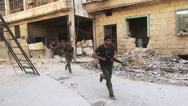 Sīrijas armija ieņēmusi Alepo austrumu rajonos - Sputnik Latvija