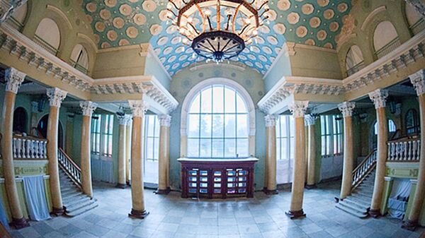 Интерьер старого аэропорта Спилве в Риге Интерьер старого аэропорта Спилве в Риге - Sputnik Латвия