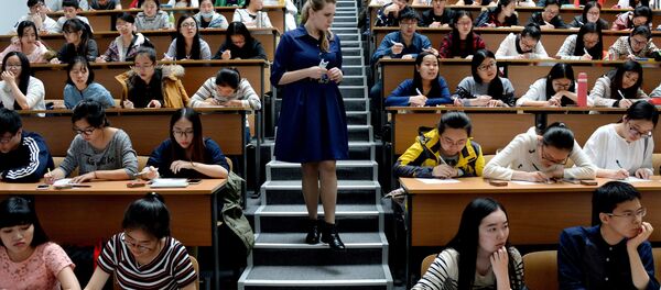 Sarūk studentu skaits Latvijas augstskolās. Foto no arhīva Sarūk studentu skaits Latvijas augstskolās. Foto no arhīva - Sputnik Latvija