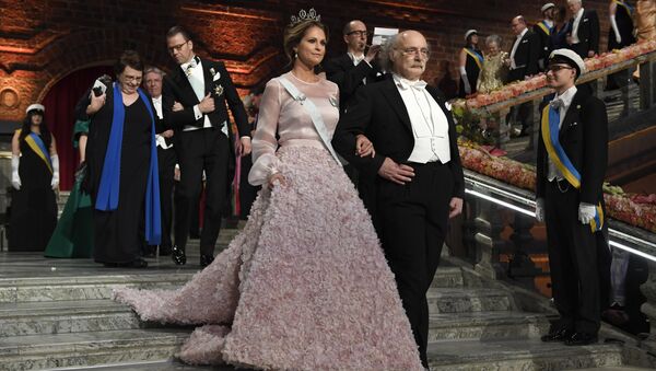 Шведская принцесса Мадлен в платье от Imperial Couture House - Sputnik Латвия