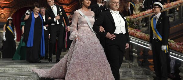 Шведская принцесса Мадлен в платье от Imperial Couture House - Sputnik Латвия